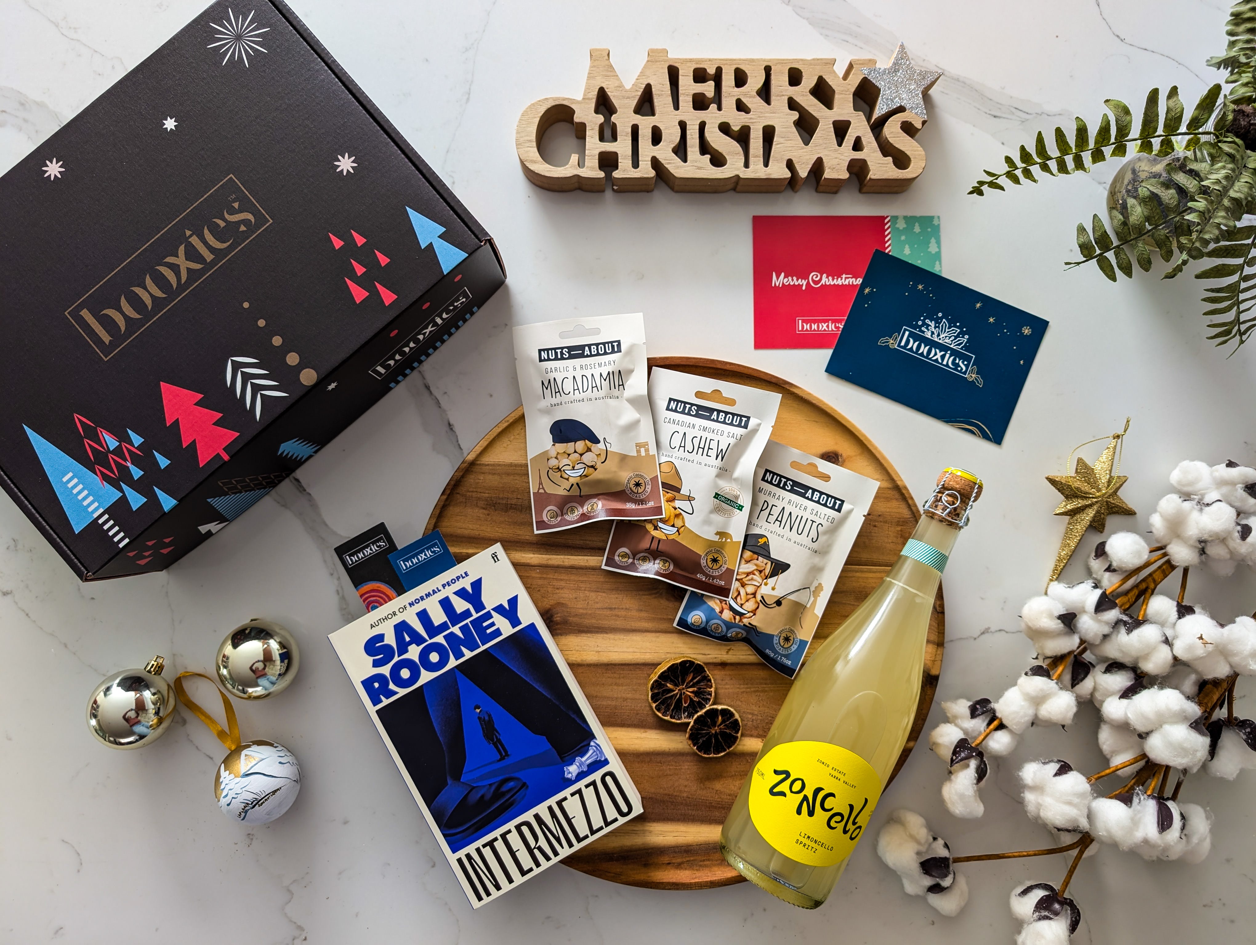 Festive fizz & fiction Christmas booxies gift box